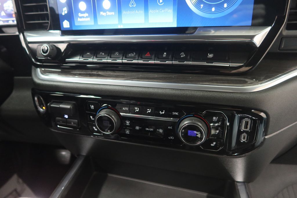 2022 Chevrolet Silverado 1500 LTZ - Photo 17