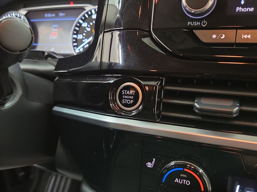 2024 Nissan Pathfinder SV - Photo 16