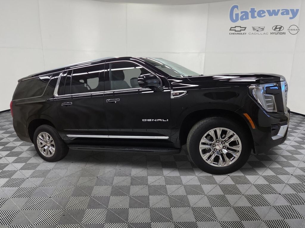 Used 2025 GMC Yukon XL Denali SUV
