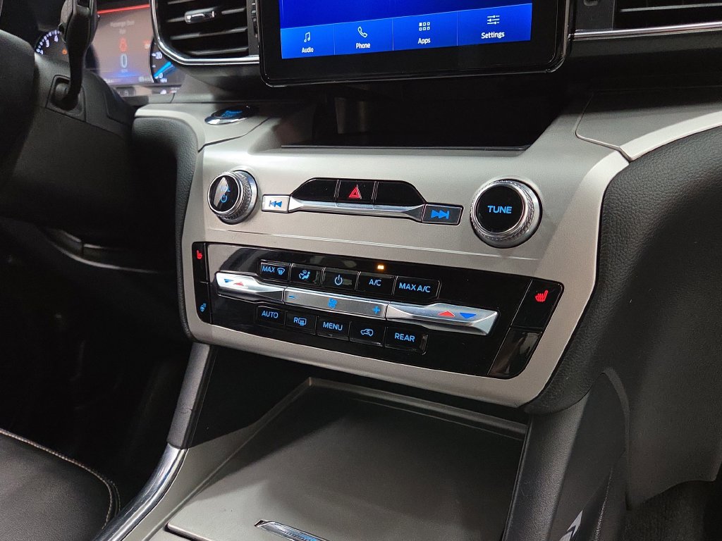 2022 Ford Explorer XLT - Photo 16