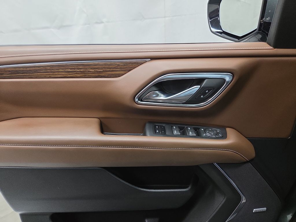 2023 Chevrolet Suburban High Country - Photo 21