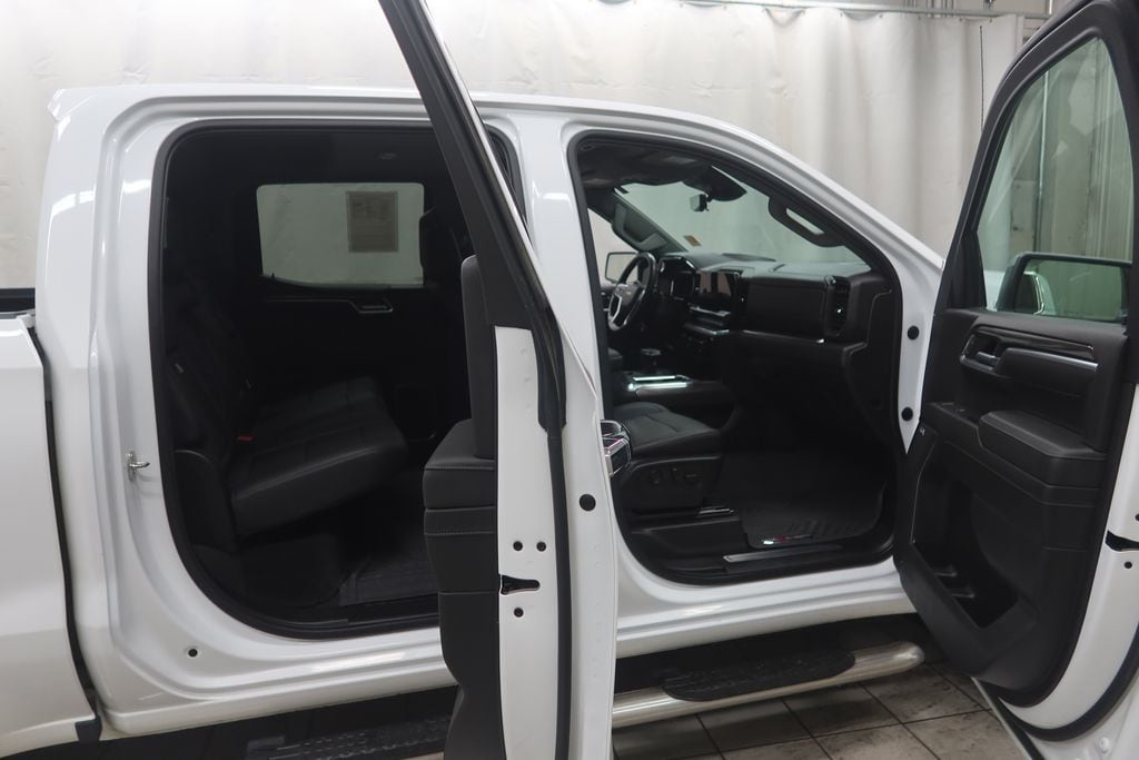 2022 Chevrolet Silverado 1500 LTZ - Photo 10
