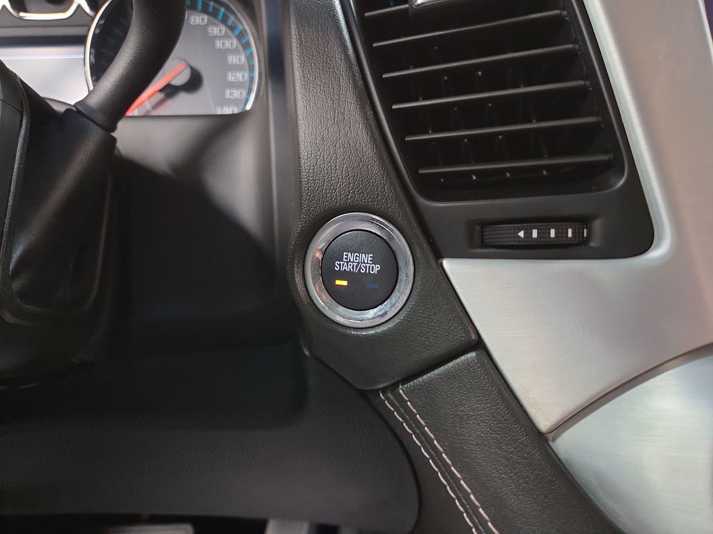 2019 GMC Yukon XL SLT - Photo 16
