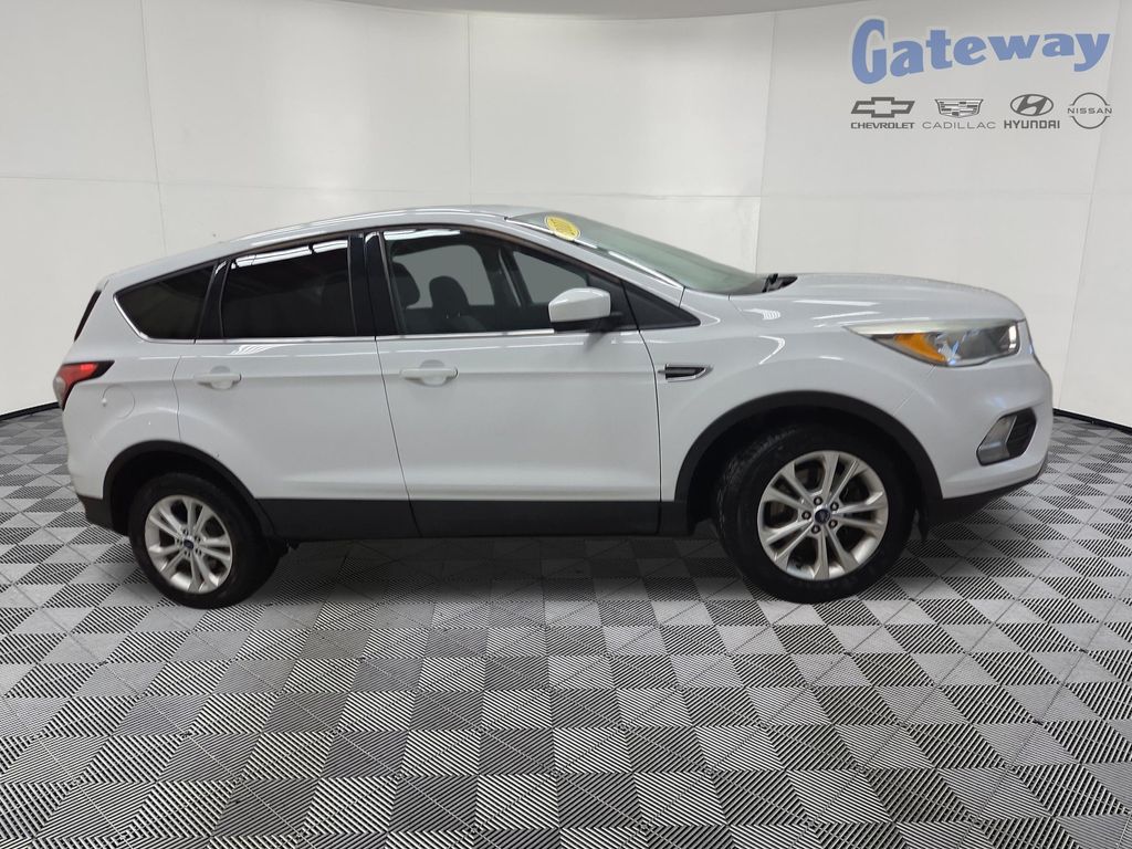 2017 Ford Escape SE 4WD's photo