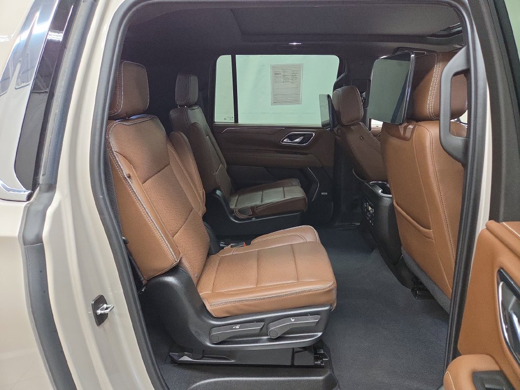 2024 Chevrolet Suburban High Country - Photo 11