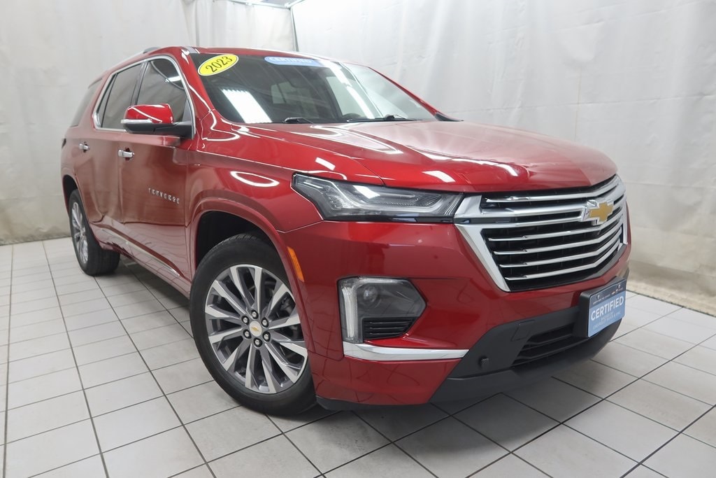 Used 2023 Chevrolet Traverse Premier SUV