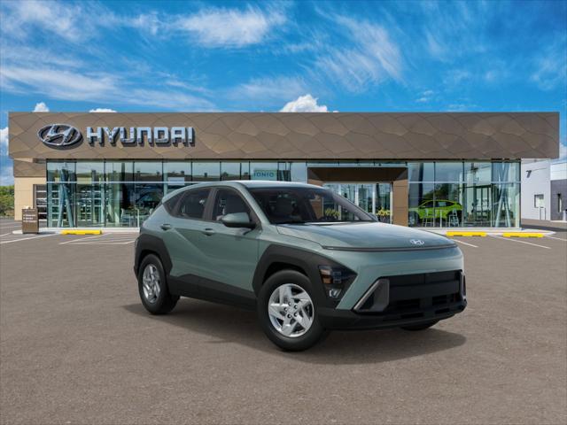 2025 Hyundai Kona SE photo 2