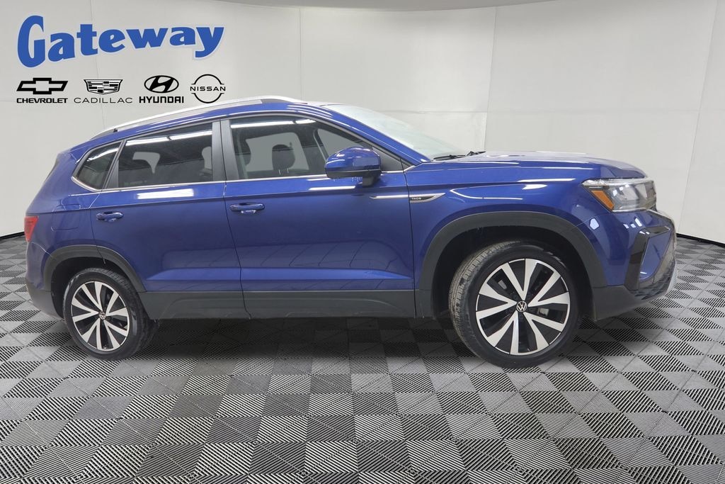 Used 2022 Volkswagen Taos 1.5T SE SUV