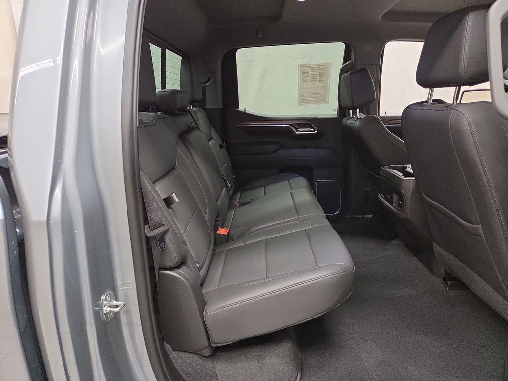 2024 Chevrolet Silverado 1500 LT Trail Boss - Photo 9