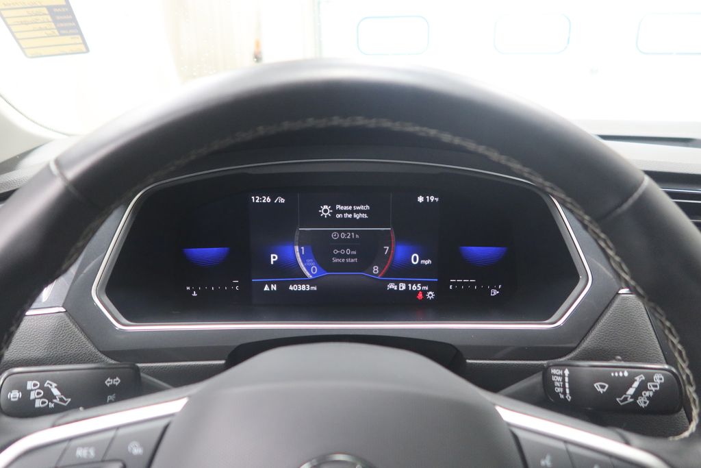 2022 Volkswagen Tiguan SE - Photo 24