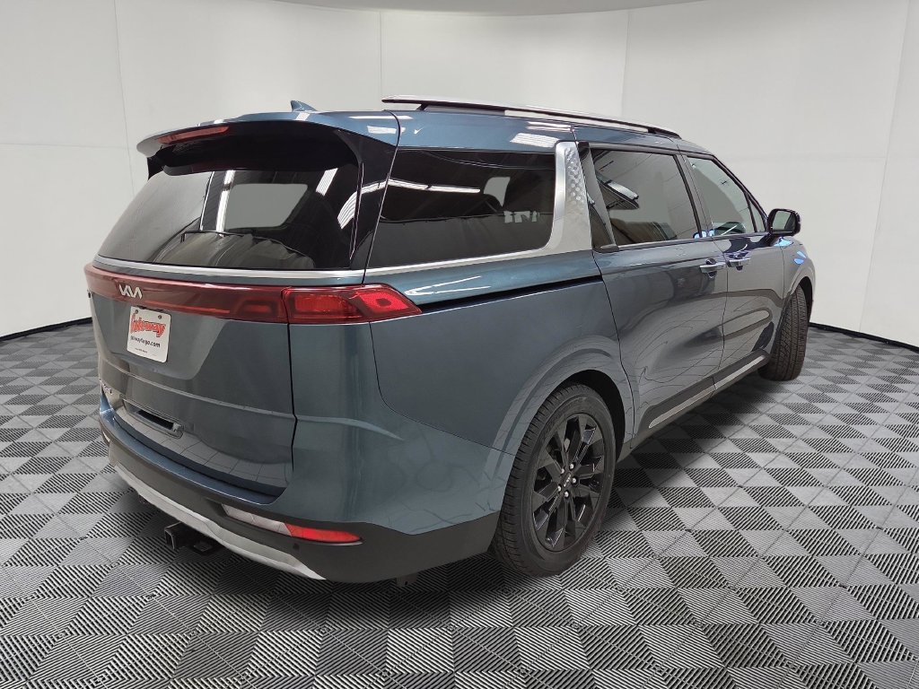 Used 2022 Kia Carnival SX MPV