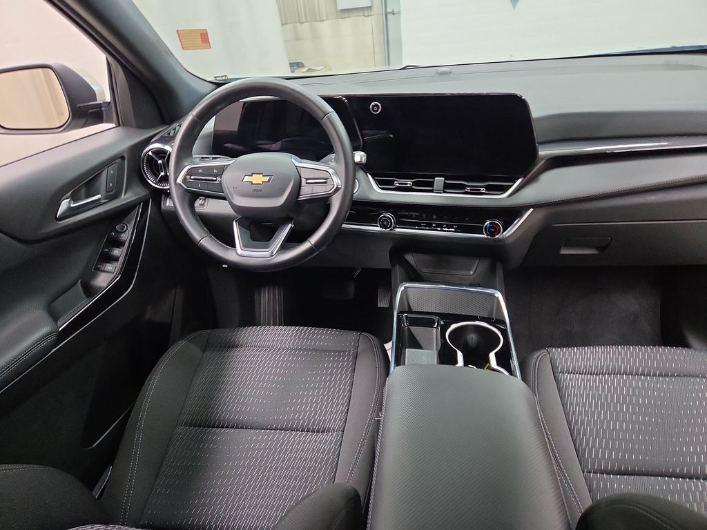 2025 Chevrolet Equinox LT - Photo 12