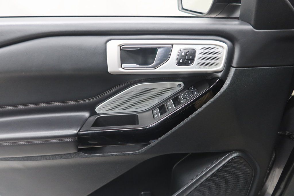 2021 Ford Explorer Platinum - Photo 22