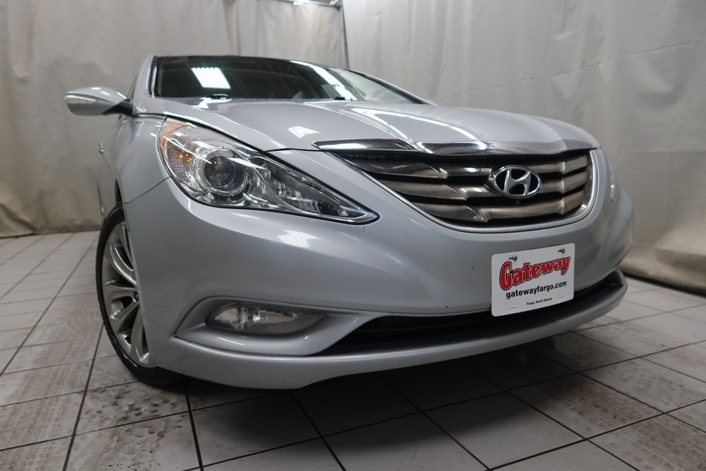 Used 2013 Hyundai Sonata Limited with VIN 5NPEC4AB7DH531595 for sale in Fargo, ND