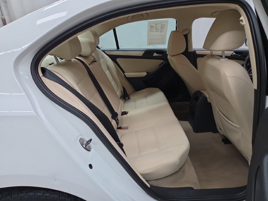 2012 Volkswagen Jetta SE - Photo 7