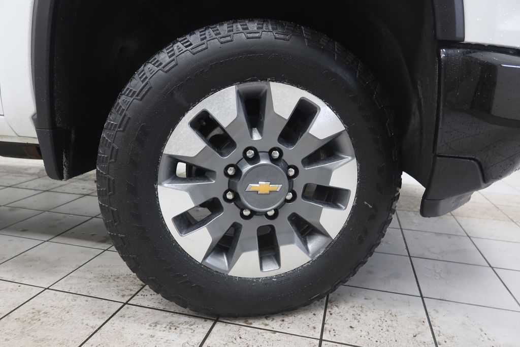 2024 Chevrolet Silverado 2500HD Custom - Photo 7