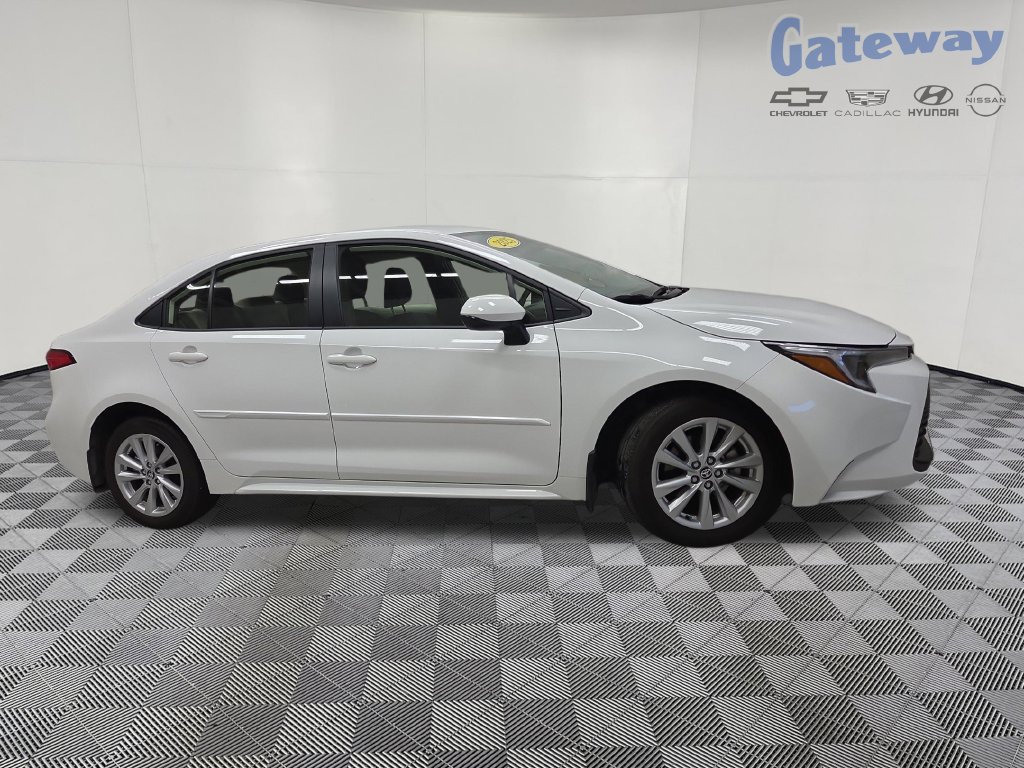  Toyota Corolla Hybrid
