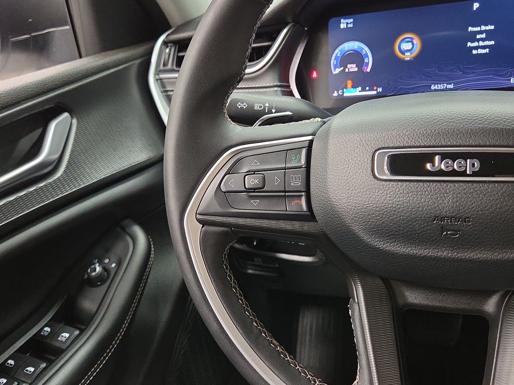 2024 Jeep Grand Cherokee Laredo - Photo 19
