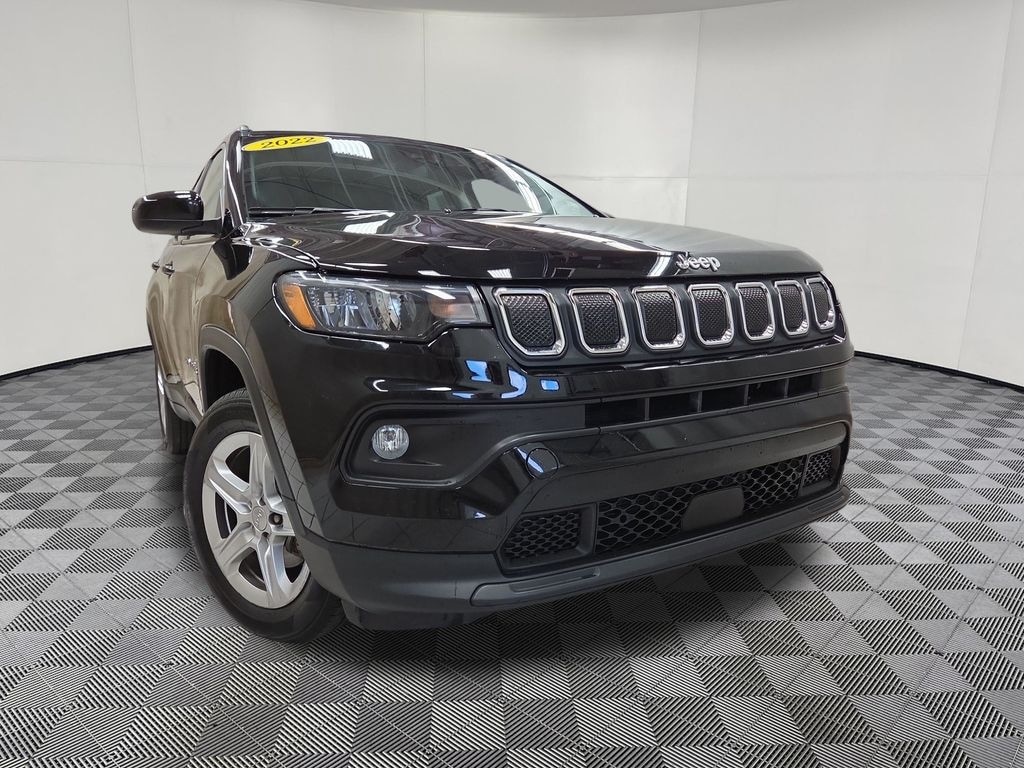 Used 2022 Jeep Compass Latitude SUV