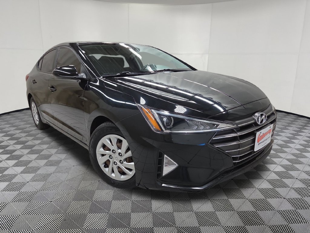 Used 2019 Hyundai Elantra SE Sedan