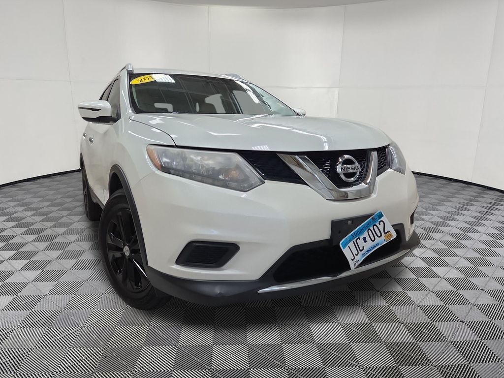 Used 2016 Nissan Rogue SV SUV