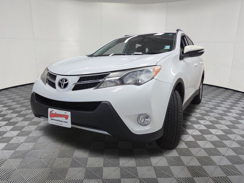 2015 Toyota RAV4 XLE - Photo 7