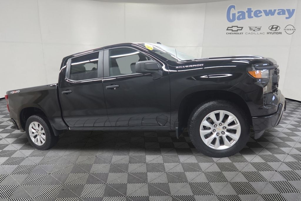 Used 2025 Chevrolet Silverado 1500 Custom Truck Crew Cab