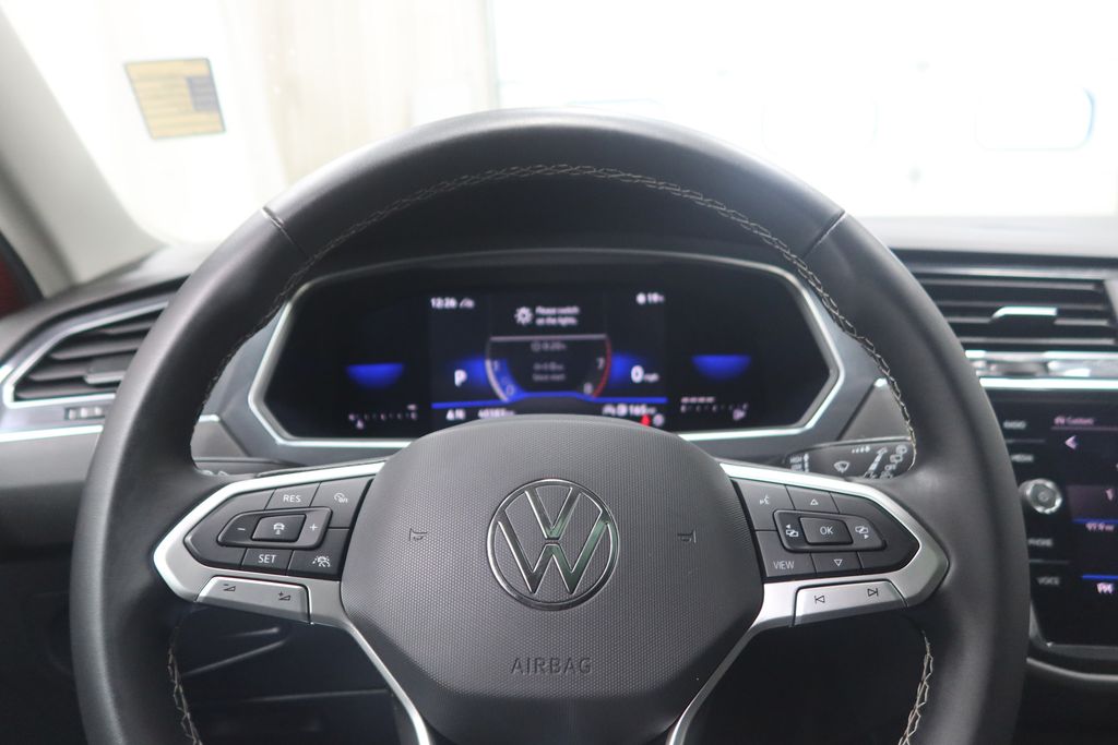 2022 Volkswagen Tiguan SE - Photo 20