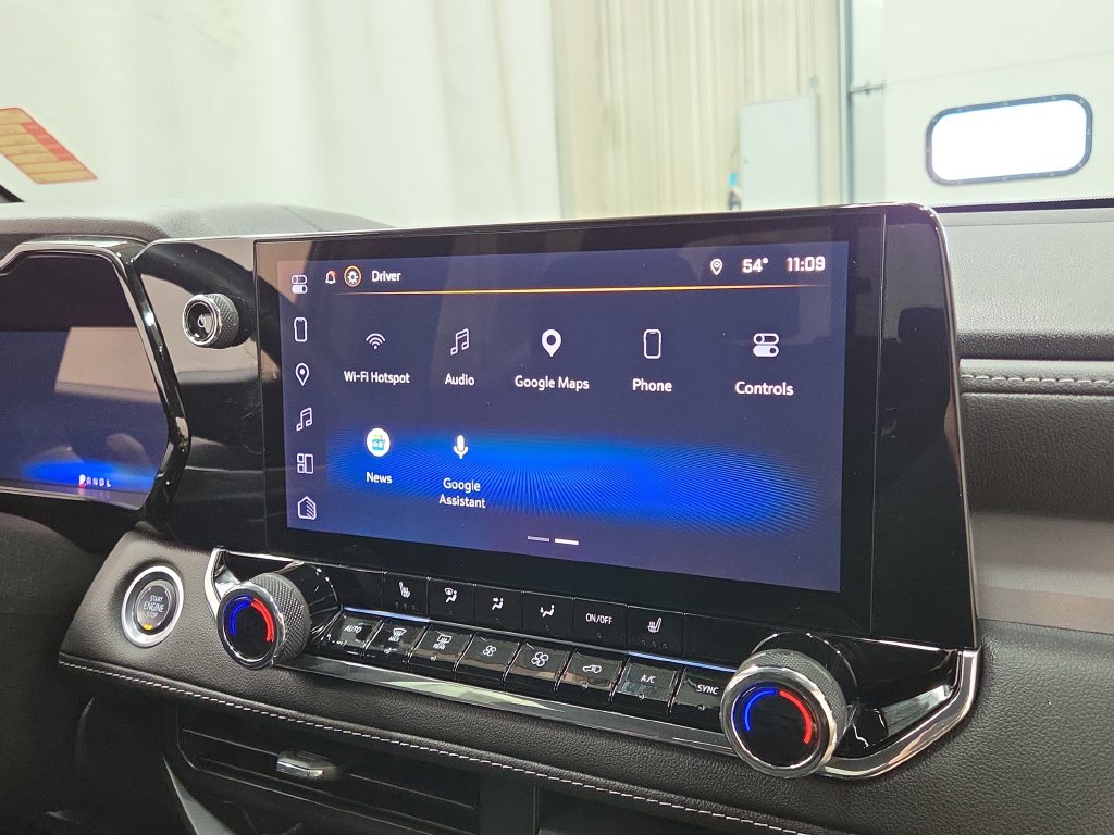2025 Chevrolet Colorado LT - Photo 14