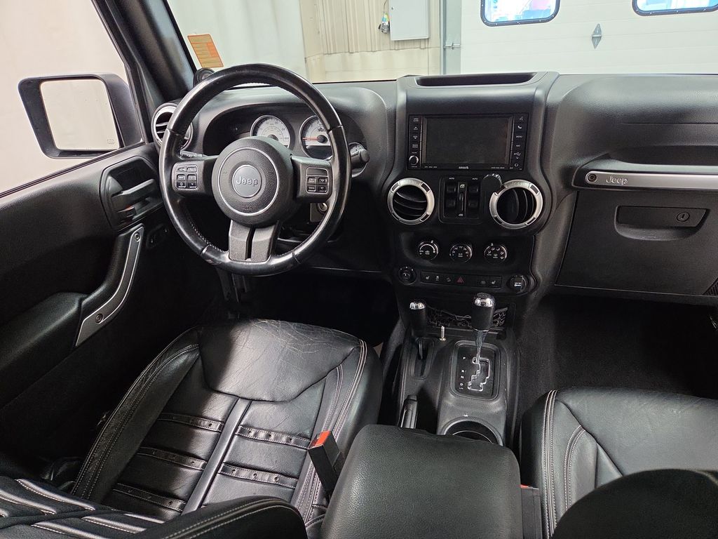 2013 Jeep Wrangler Unlimited Rubicon - Photo 11
