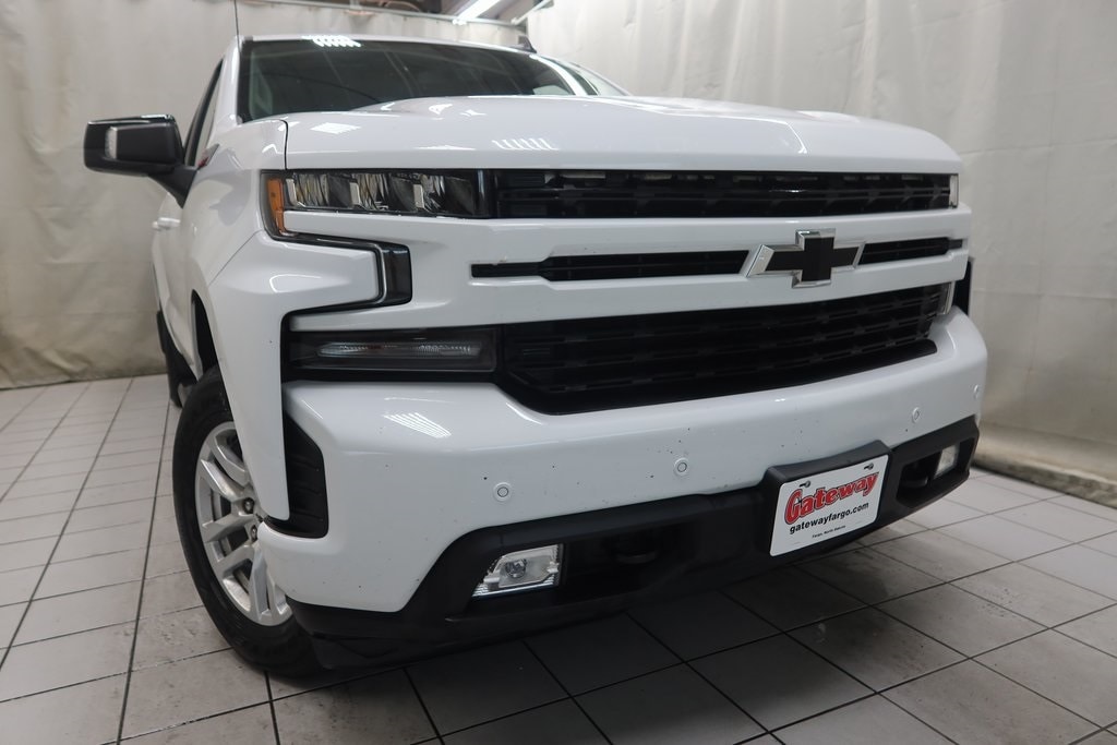 Used 2021 Chevrolet Silverado 1500 RST with VIN 3GCUYEEL3MG102808 for sale in Fargo, ND