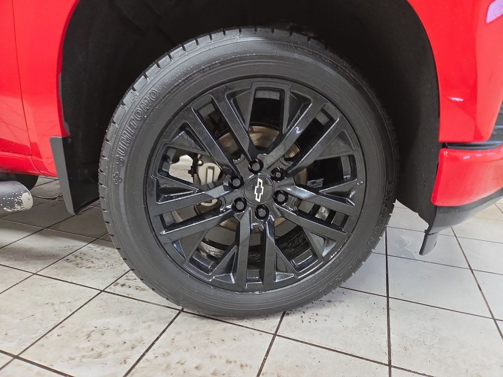2020 Chevrolet Silverado 1500 RST - Photo 8