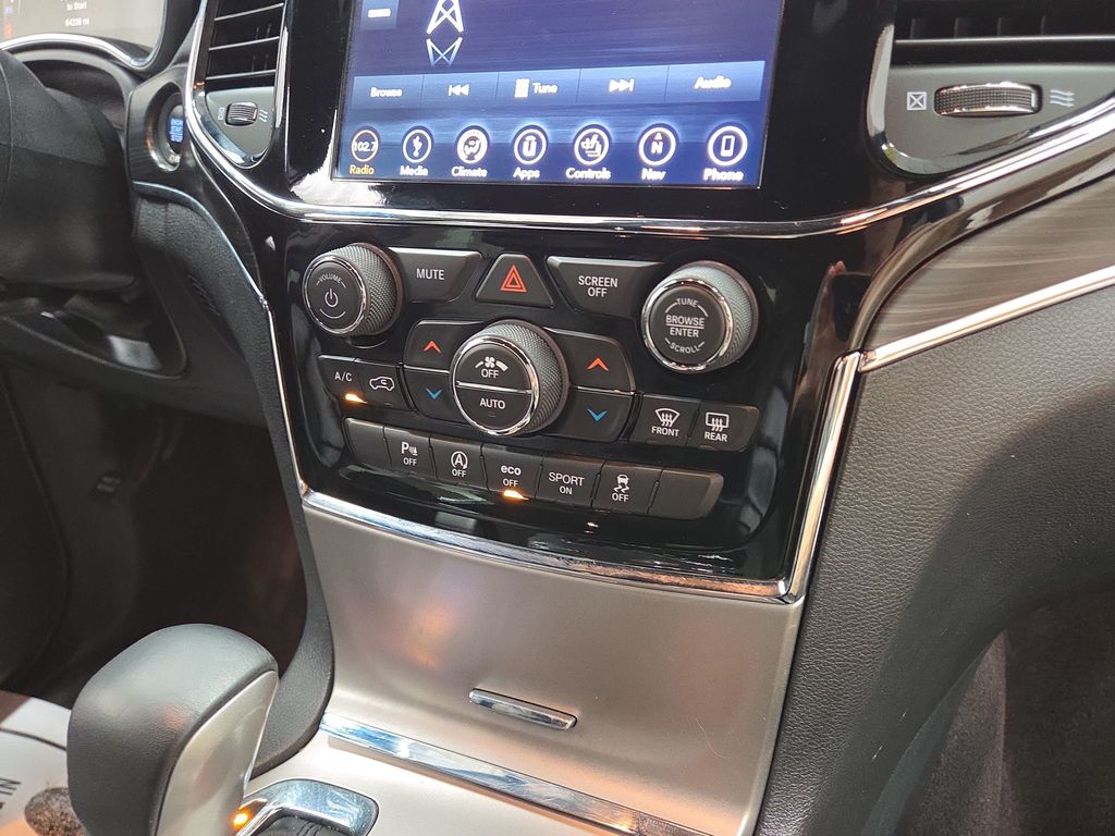 2019 Jeep Grand Cherokee Limited - Photo 14