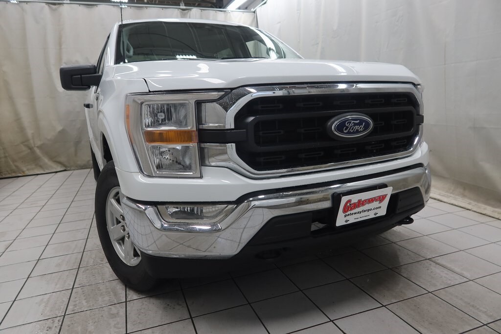 2022 Ford F-150 XLT photo 2