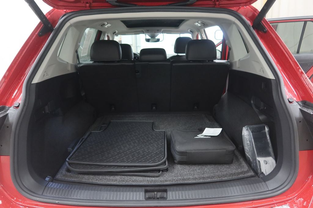 2022 Volkswagen Tiguan SE - Photo 10