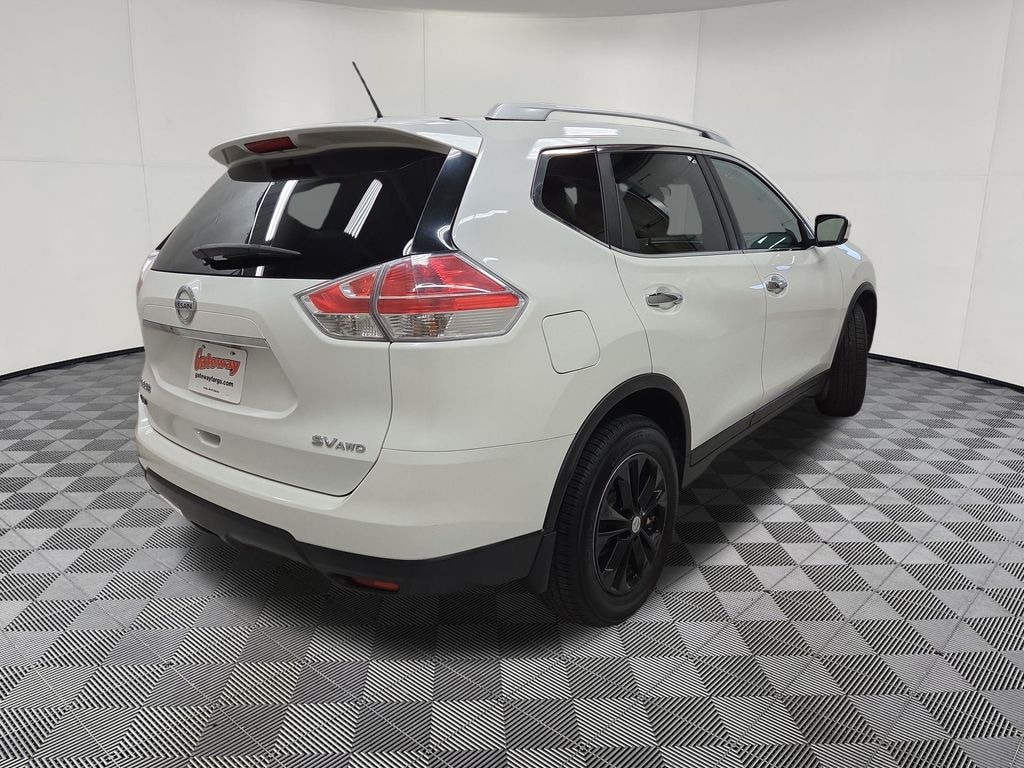 Used 2016 Nissan Rogue SV SUV