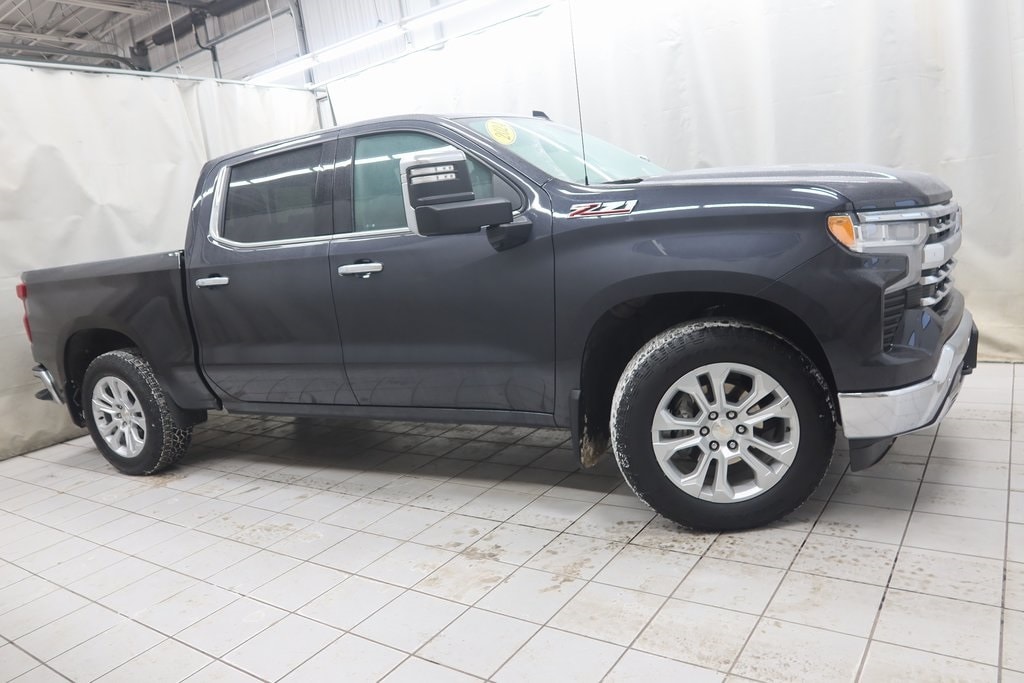 2024 Chevrolet Silverado 1500 LTZ's photo