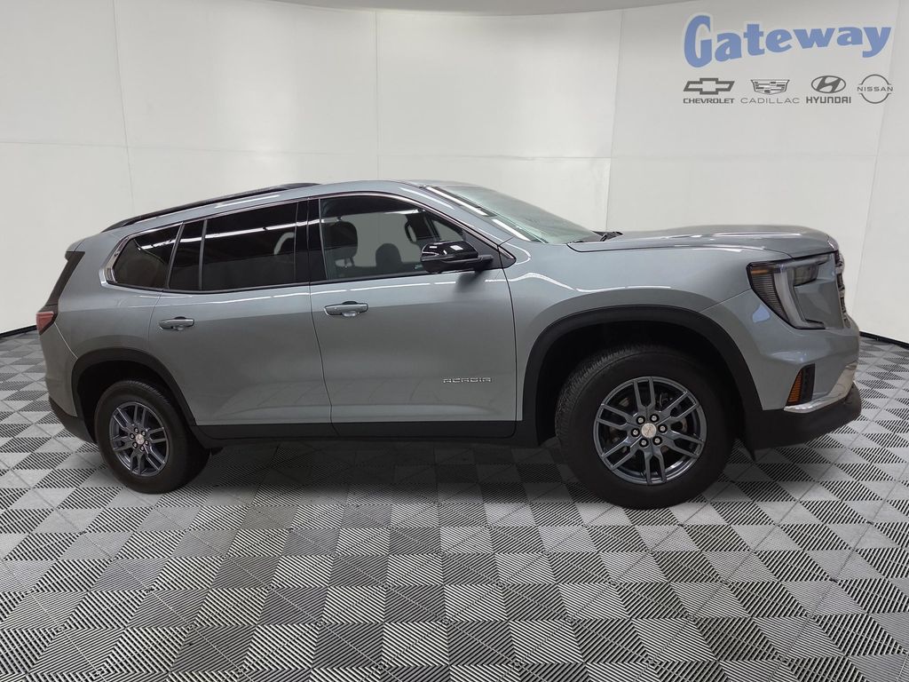 2025 GMC Acadia Elevation AWD's photo