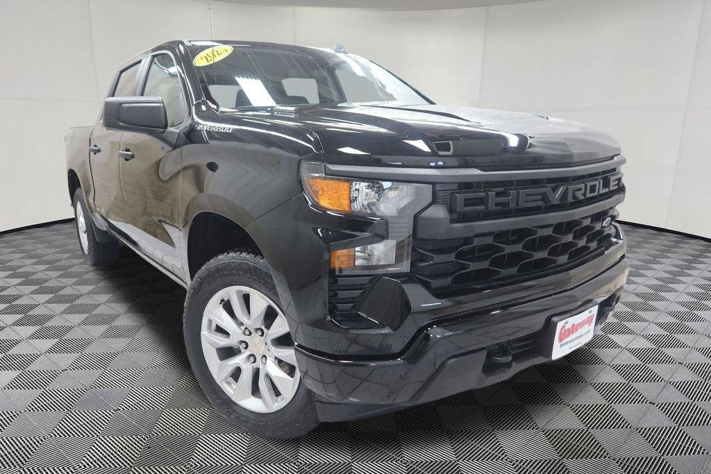 Used 2025 Chevrolet Silverado 1500 Custom Truck Crew Cab