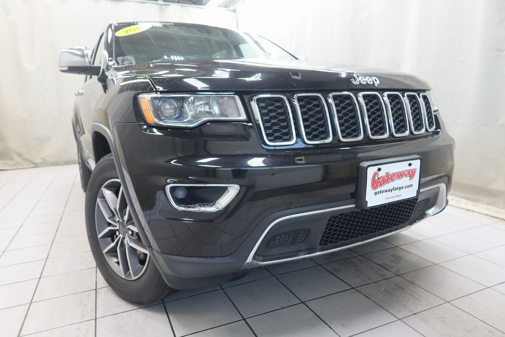 Used 2021 Jeep Grand Cherokee Limited with VIN 1C4RJFBG0MC632213 for sale in Fargo, ND