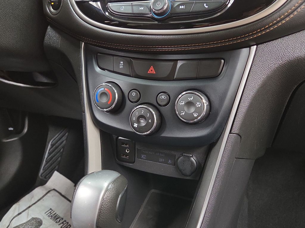 2019 Chevrolet Trax LT - Photo 15