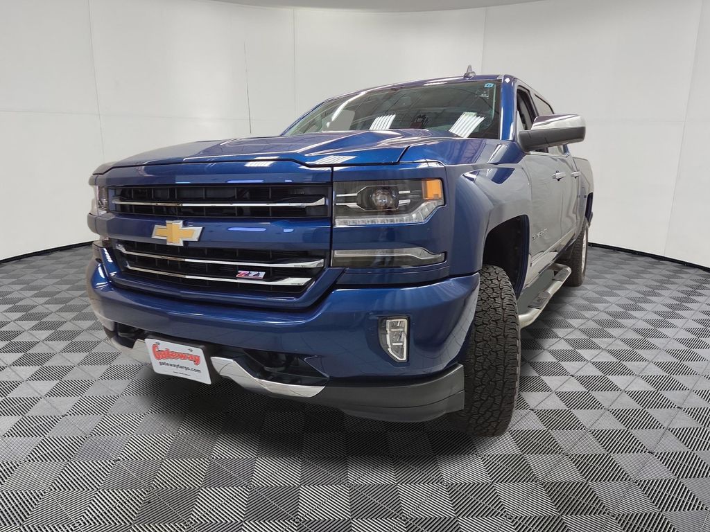 2017 Chevrolet Silverado 1500 LTZ Z71 - Photo 7