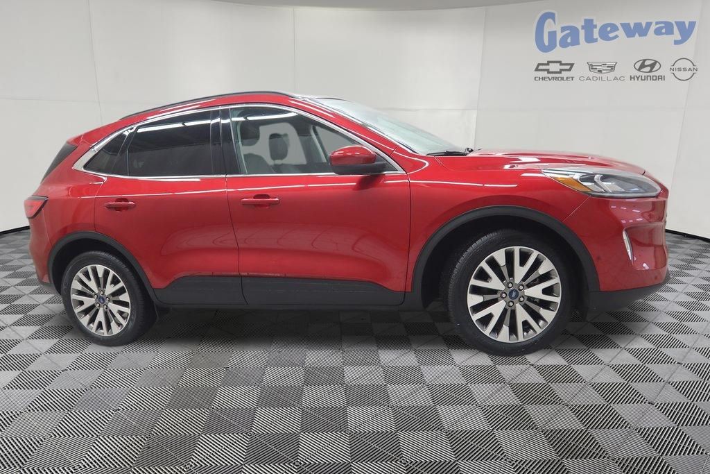 2022 Ford Escape Titanium AWD's photo