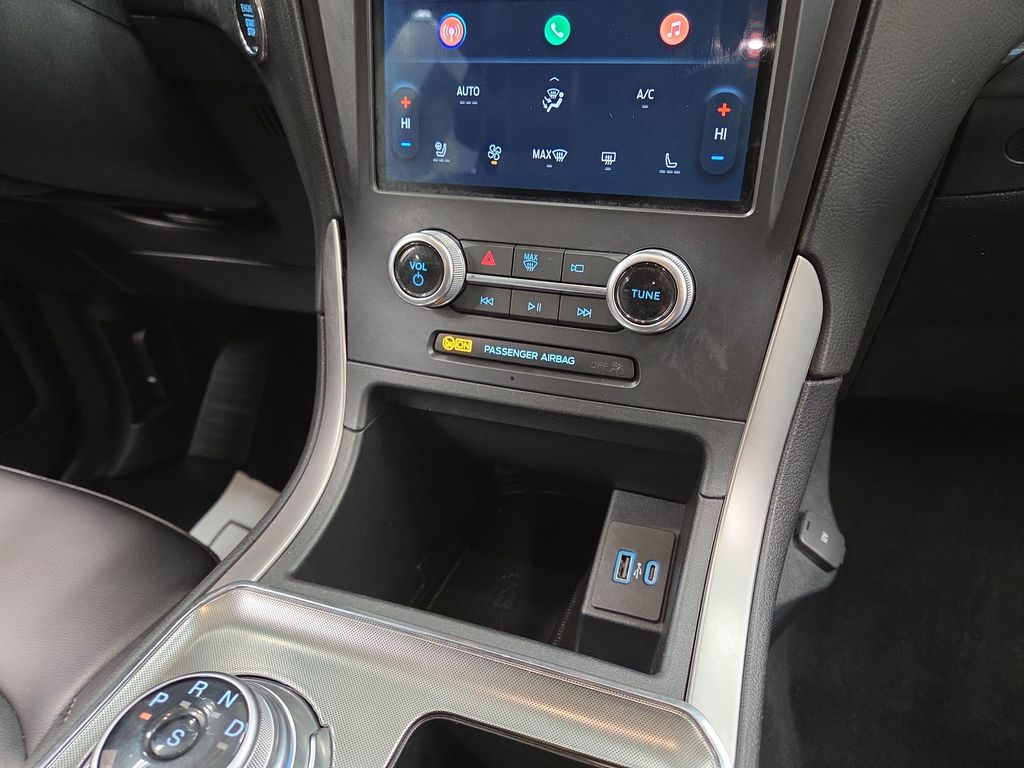 2022 Ford Edge SEL - Photo 16