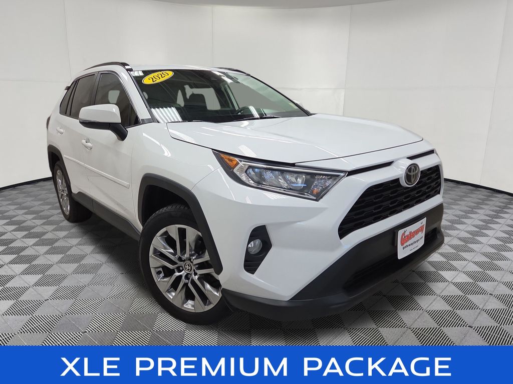 2020 Toyota RAV4 XLE Premium - Photo 3