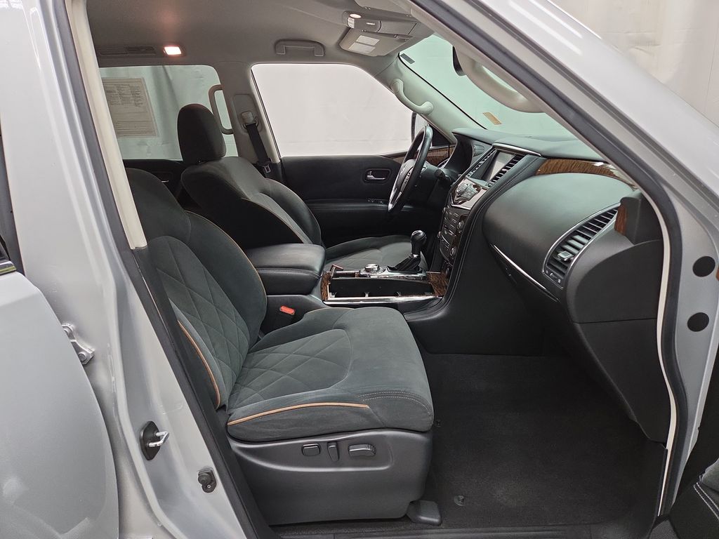 2019 Nissan Armada SV - Photo 11
