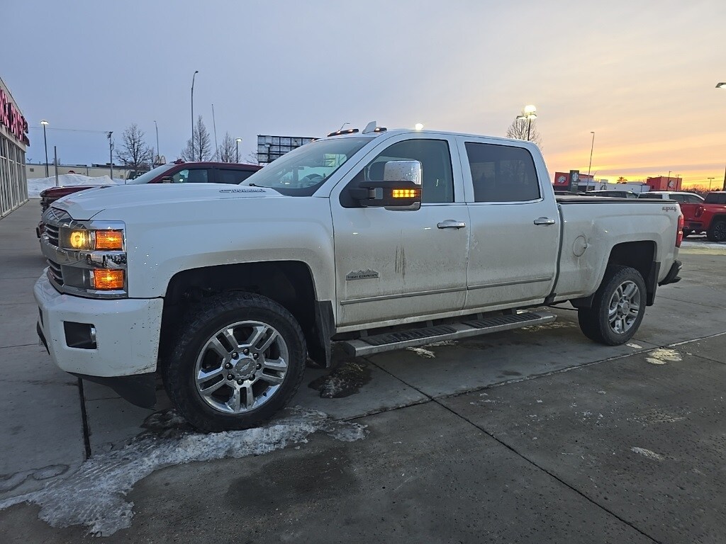 Used 2017 Chevrolet Silverado 2500HD High Country Truck Crew Cab