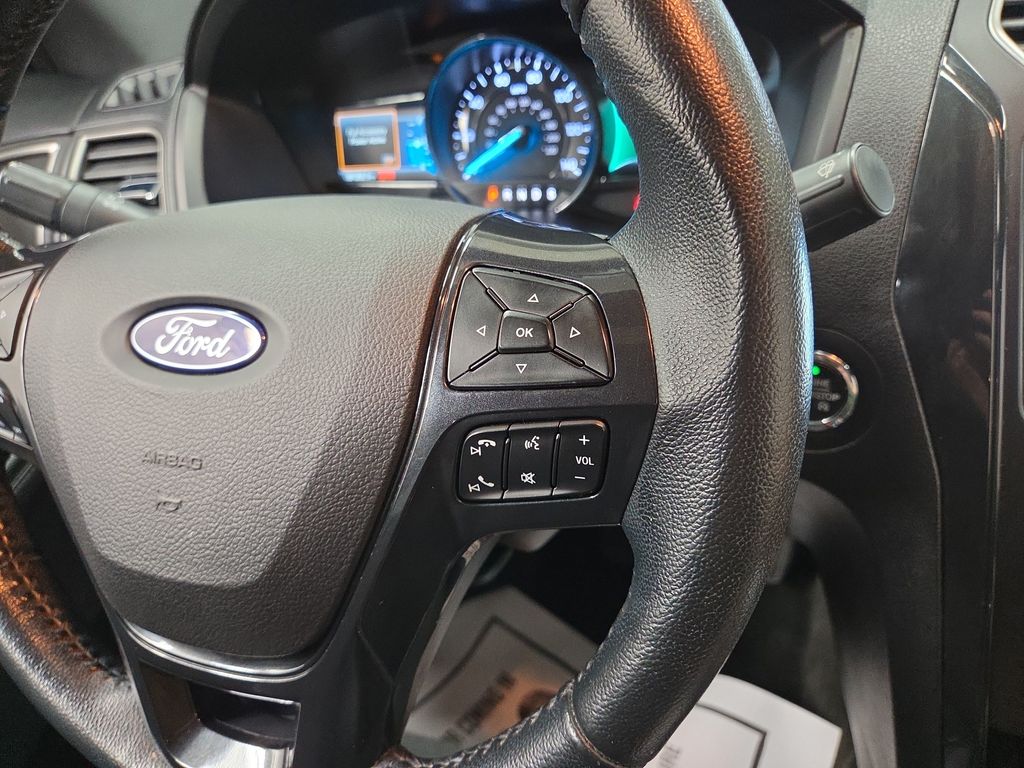 2018 Ford Explorer XLT - Photo 18