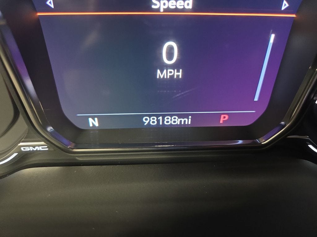 2021 GMC Yukon XL AT4 - Photo 22