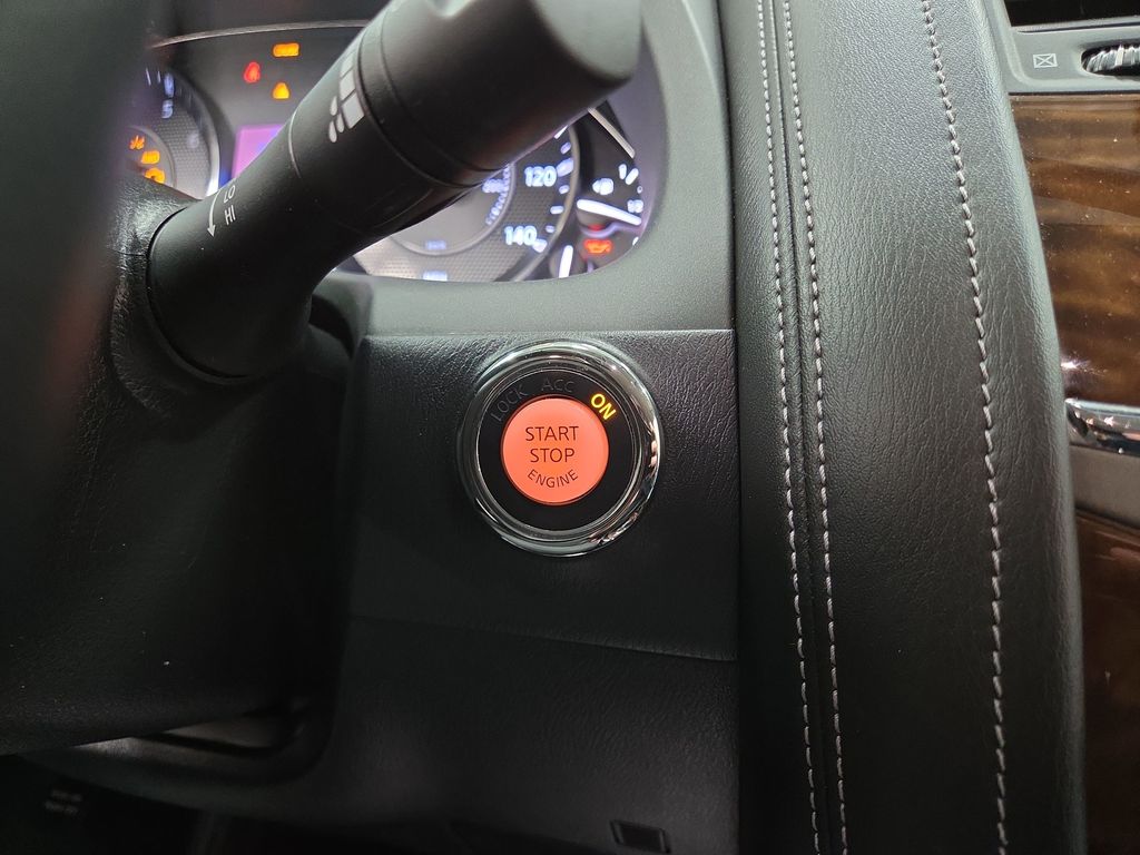 2019 Nissan Armada SV - Photo 16